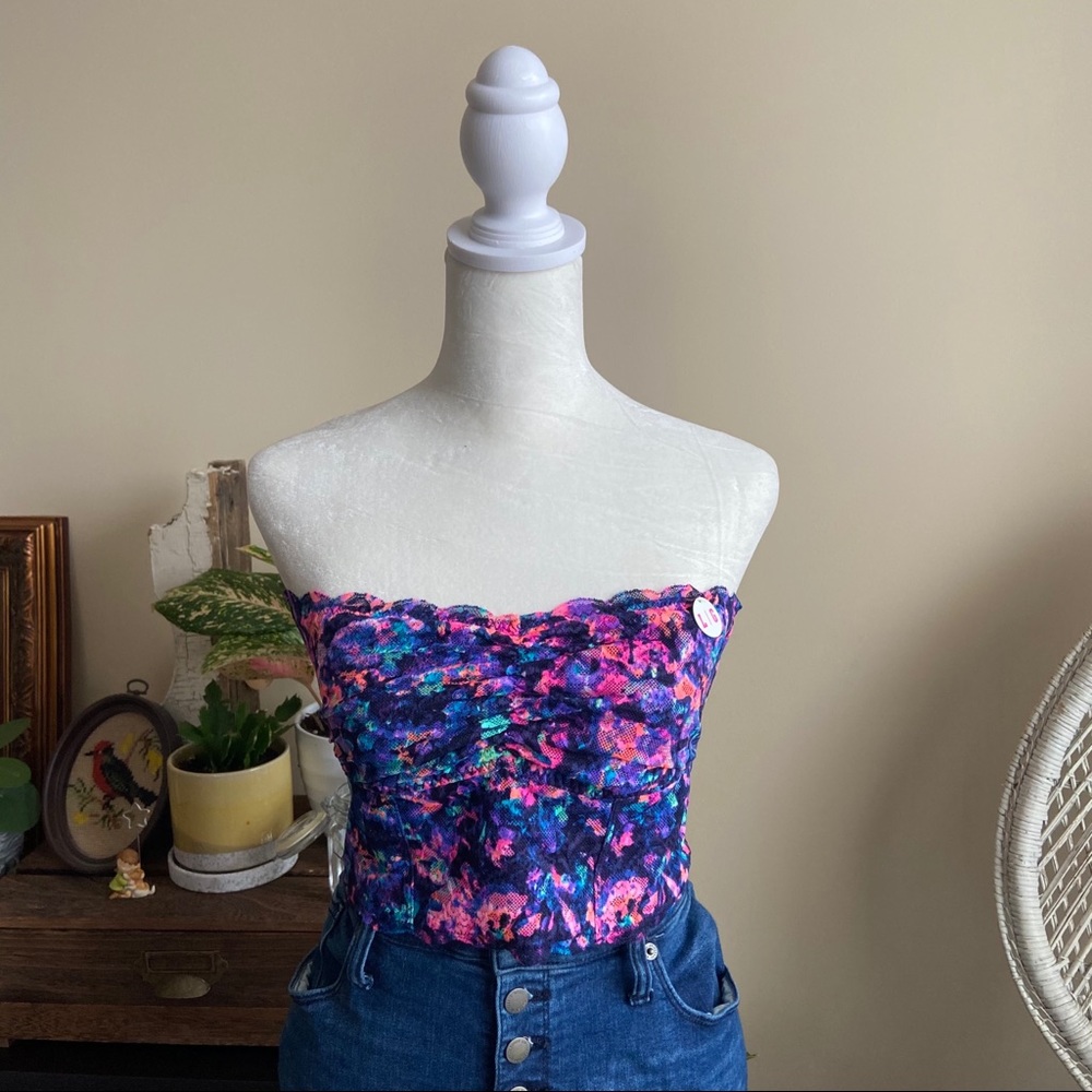 NWT VS Pink Lace Bandeau